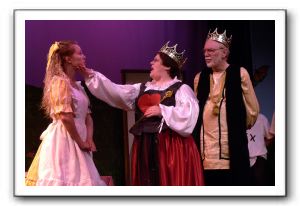 Cassie Youhouse as Alice, Marianne Guevara as Queen of Hearts, Ron