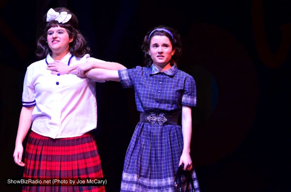 Emma Sheffer (Tracy Turnblad), Rory Beckett ( Penny Pingleton)