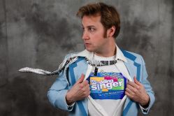 Matt Curtis as Robbie
