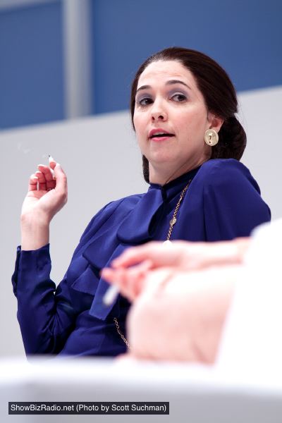 Holly Twyford as Anna