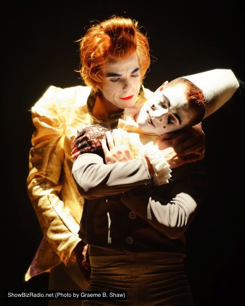 Greg Anderson as the King of France and Chris Dinolfo as Cordelio