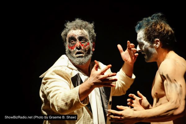 Hector Reynoso as Gloucester and Ben Cunis as Edgar