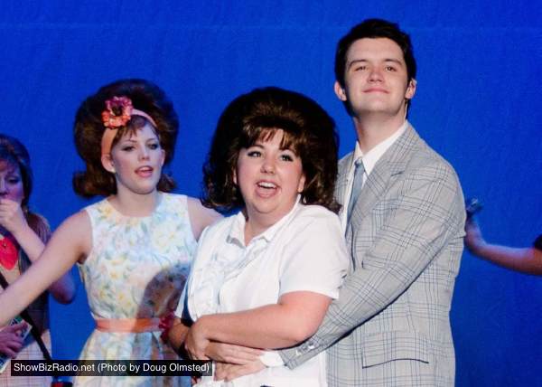 Reeny Eul as Louann, Shannon Kingett as Tracey, Sam Jones as Link