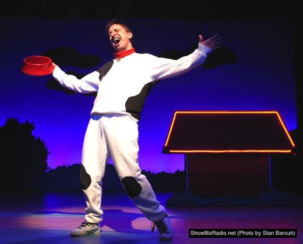 Snoopy (James Gardiner) sings about the joys of 'Suppertime'