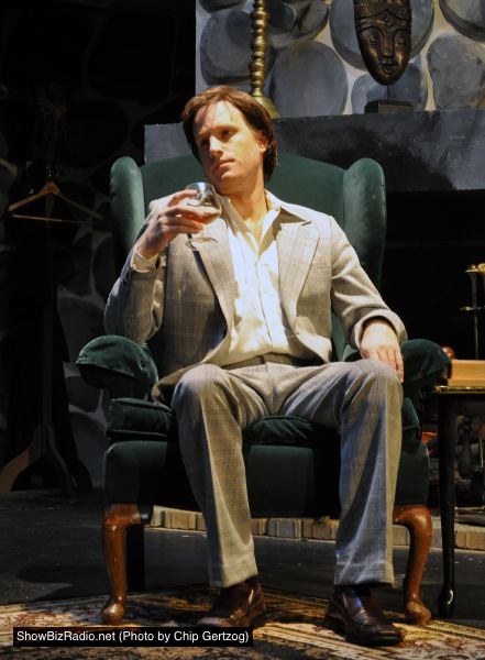 Derek Bradley as Milo Tindle