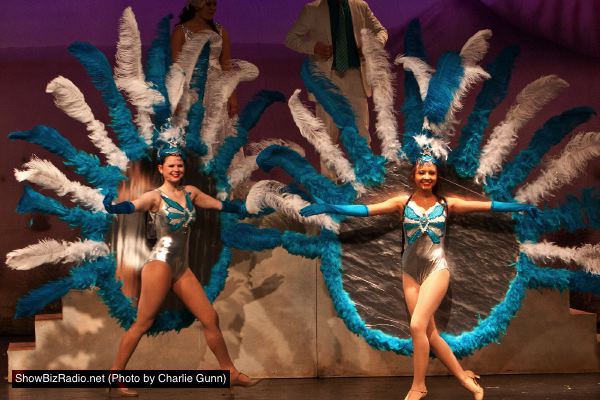 Finale. Maggie Mitchell, Breana Hobbs