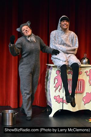 Arami McCloskey as 'Cat' and Tyler Lazzari as 'Ugly'