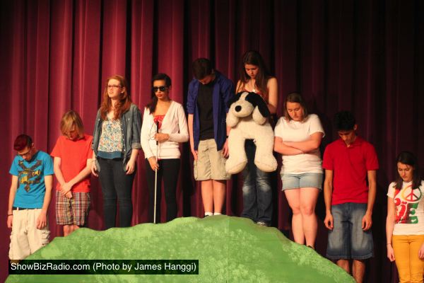 Chris Carpenter (Mark), Michael Greene (Saul), Rachel Parmelee (Cassie), Cheyenne Patane (Diana), David Hanggi (Rion), Kim Kasik (Erica), Tessa Bailey (Maia), Gagan Dhanoya (Vincent), and Celene Carter (Norma)