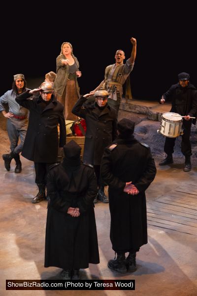 Kathleen Turner as Mother Courage and the cast