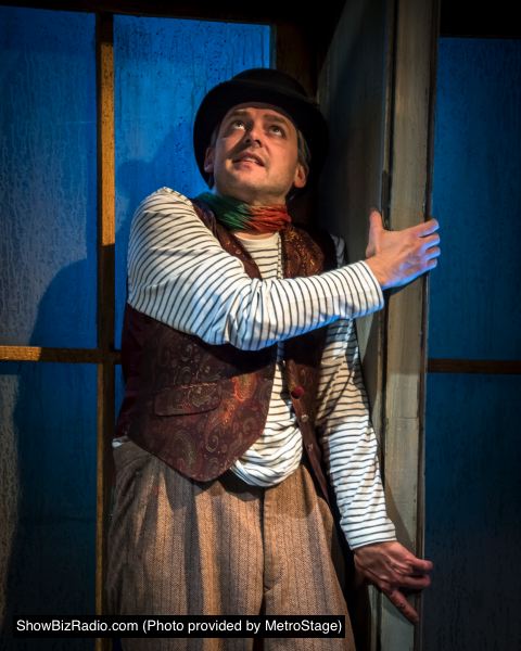 Marcus Kyd as Guy de Bonheur