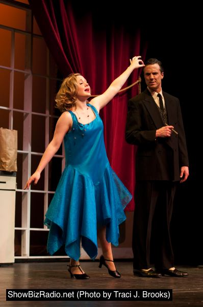 Jordan Hougham (Kitty), Allen McRae (Feldzieg)